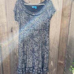 Fresh Produce Clothing Gray & Black Flounce Dress Medium 
100% Cotton 
USA Made